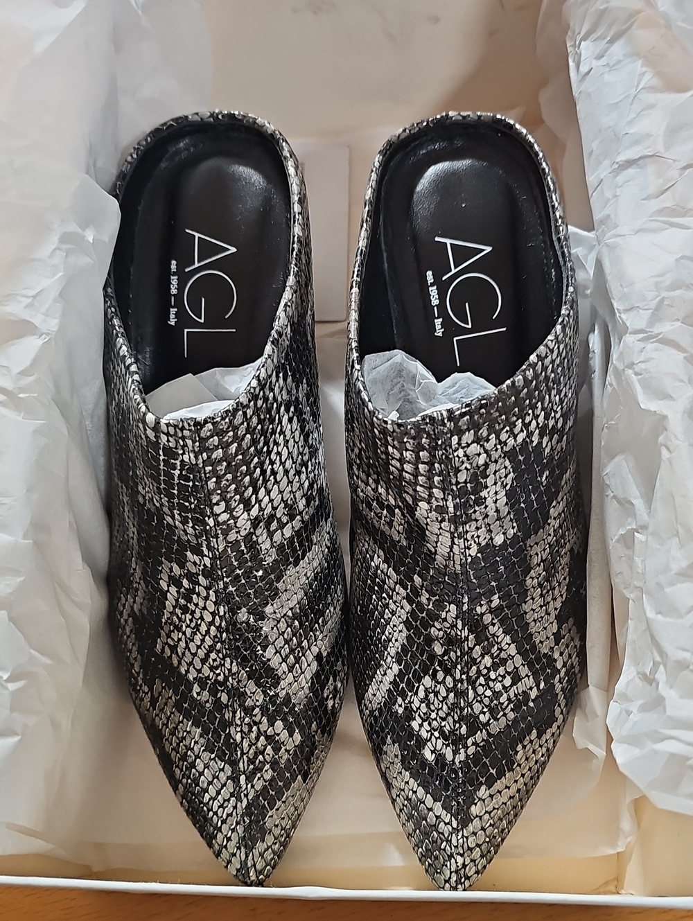 AGL Black and White Snake-Print Pointed Mules